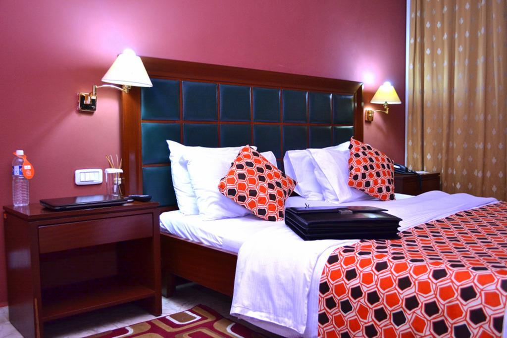 Transcorp Hotels Calabar Quarto foto